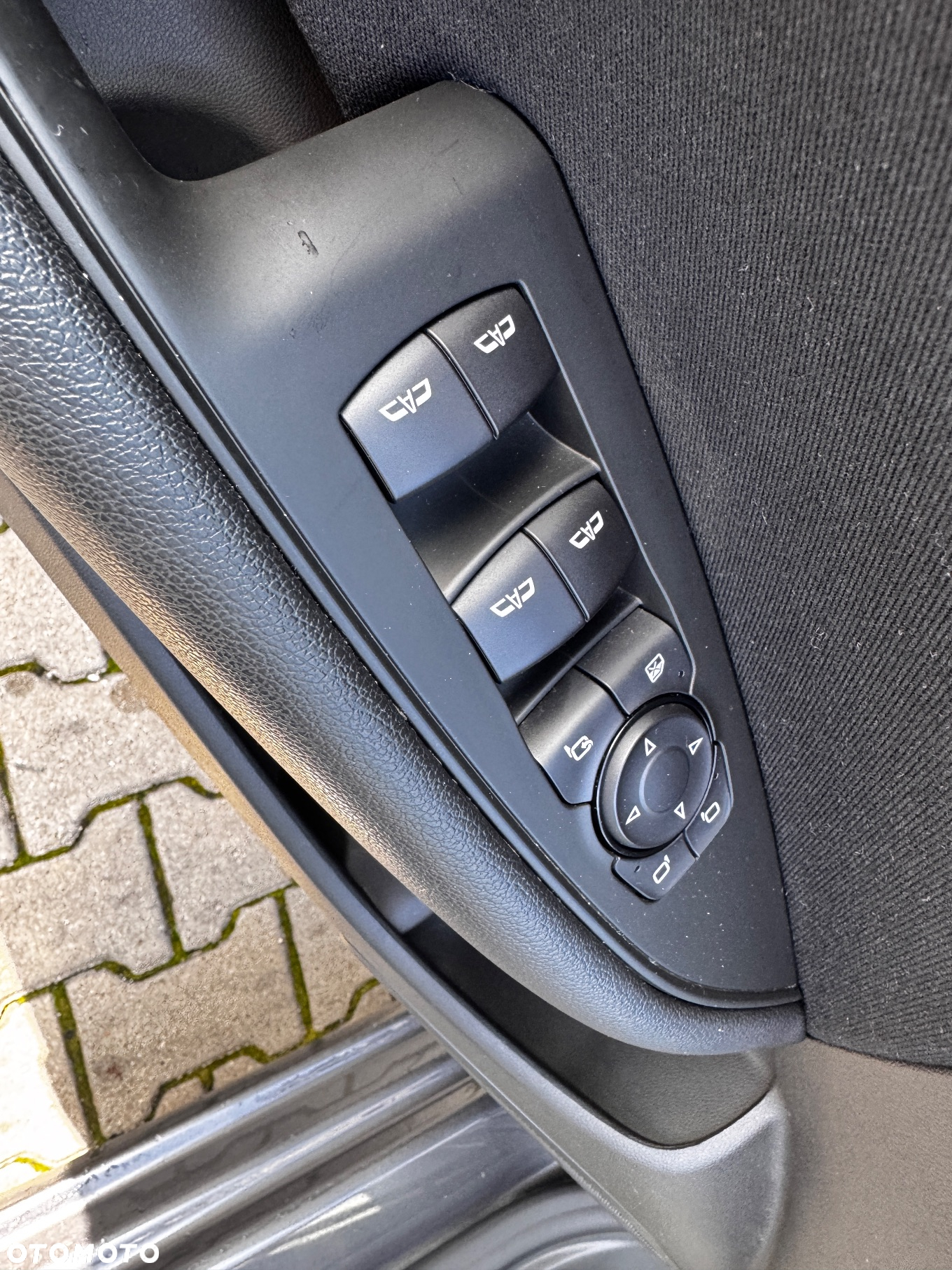 Opel Insignia 2.0 CDTI Elegance S&S - 11