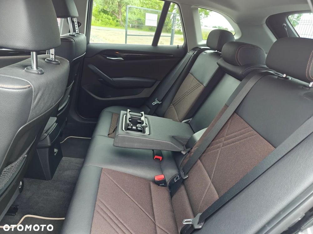 BMW X1 sDrive18d Sport Line - 15