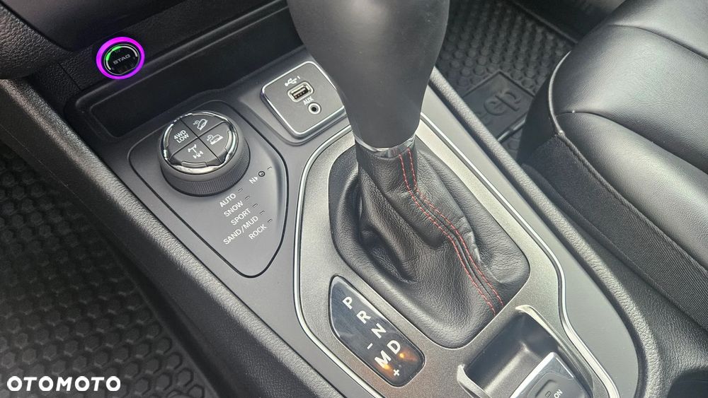 Jeep Cherokee 3.2 V6 Pentastar Active Drive Lock Autom Trailhawk - 20