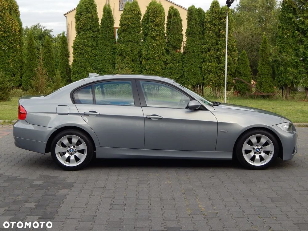BMW Seria 3 320d - 8