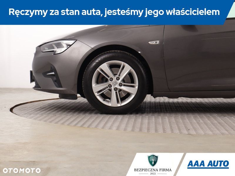 Opel Insignia - 17