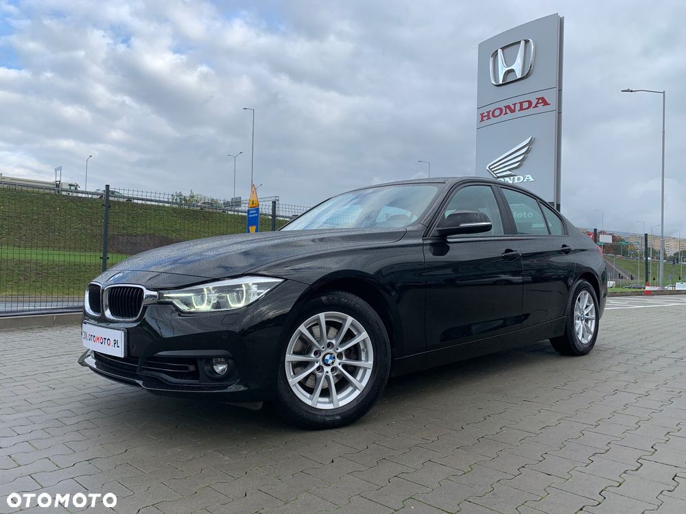 BMW Seria 3 318i Advantage - 11