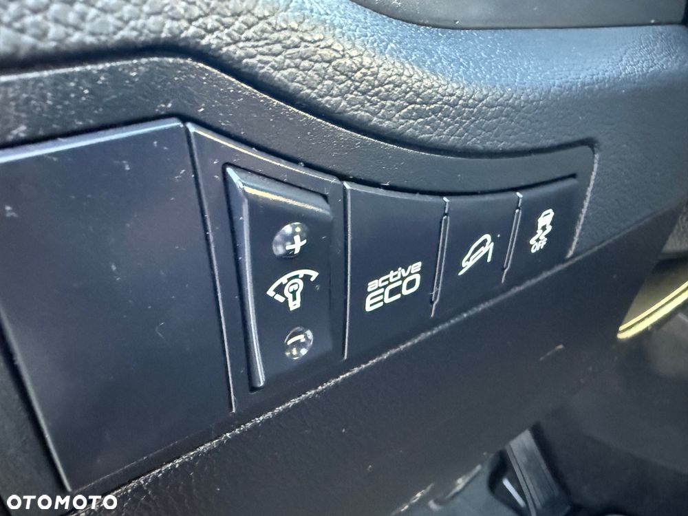 Kia Sportage 2.0 CRDI L - 8