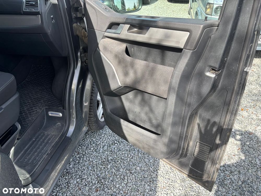 Volkswagen Multivan 2.0 BiTDI L1 Comfortline DSG - 21