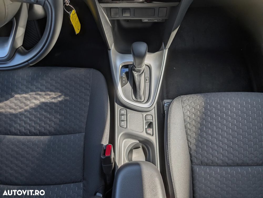 Toyota Yaris Cross 1.5 VVT-i HSD 4x2 Active - 12