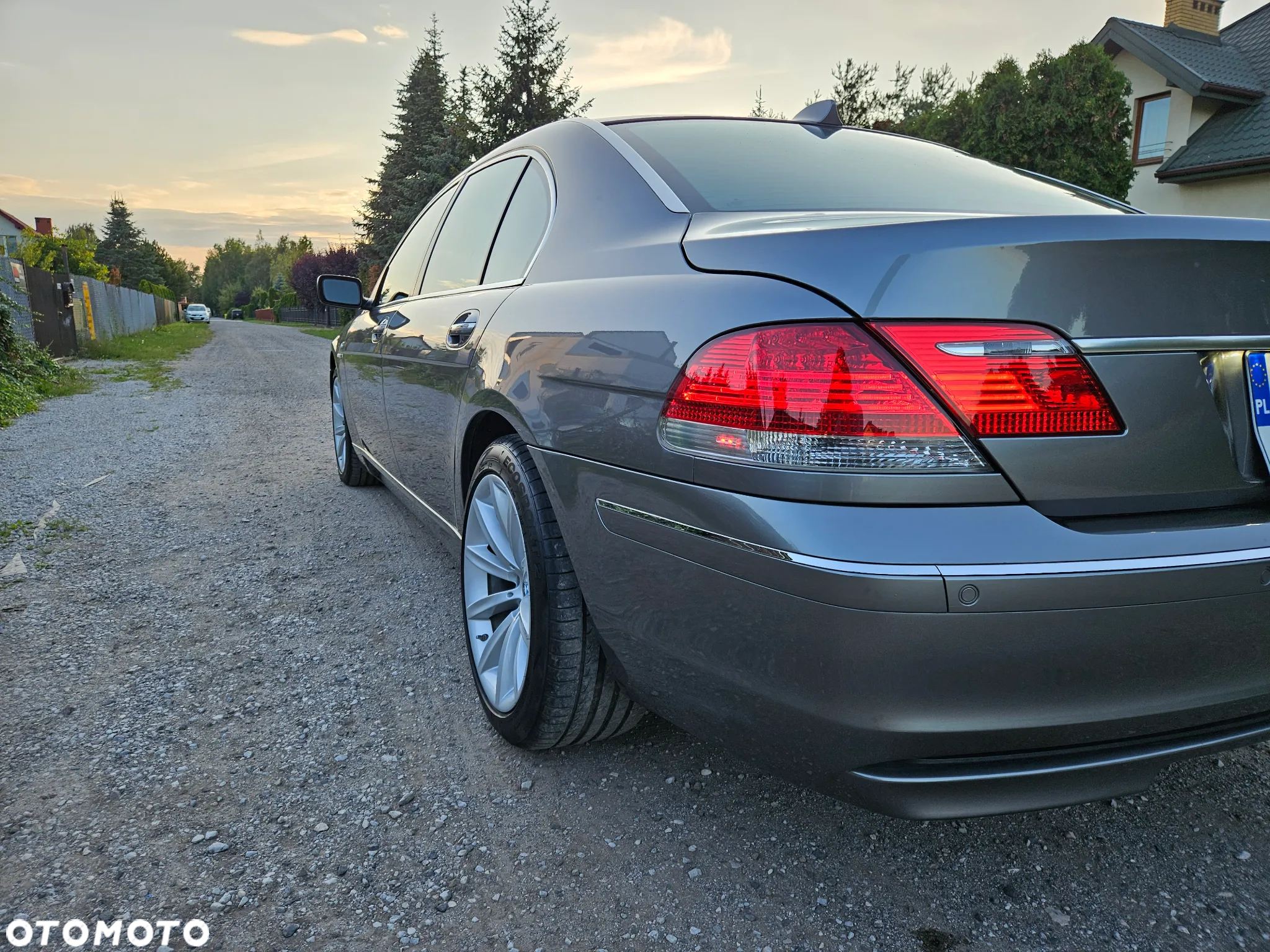 BMW Seria 7 750Li - 21