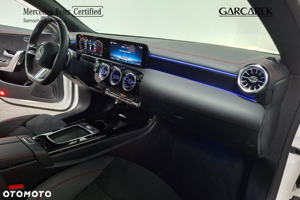 Mercedes-Benz CLA - 19