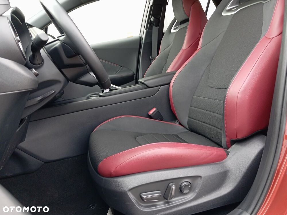 Toyota C-HR - 13