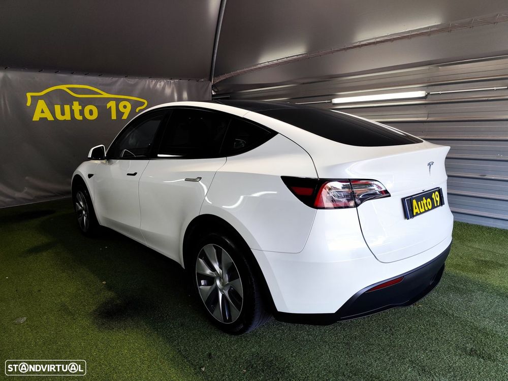 Tesla Model Y RWD - 6