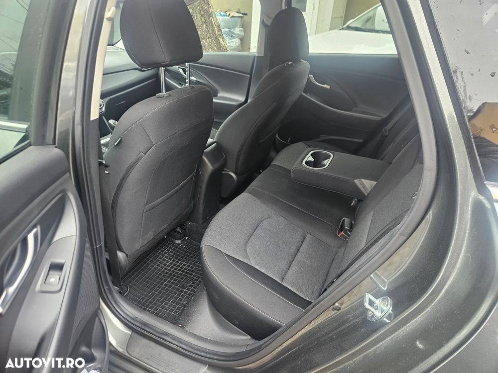 Hyundai i30 Wagon 1.5 110CP M/T Highway - 23