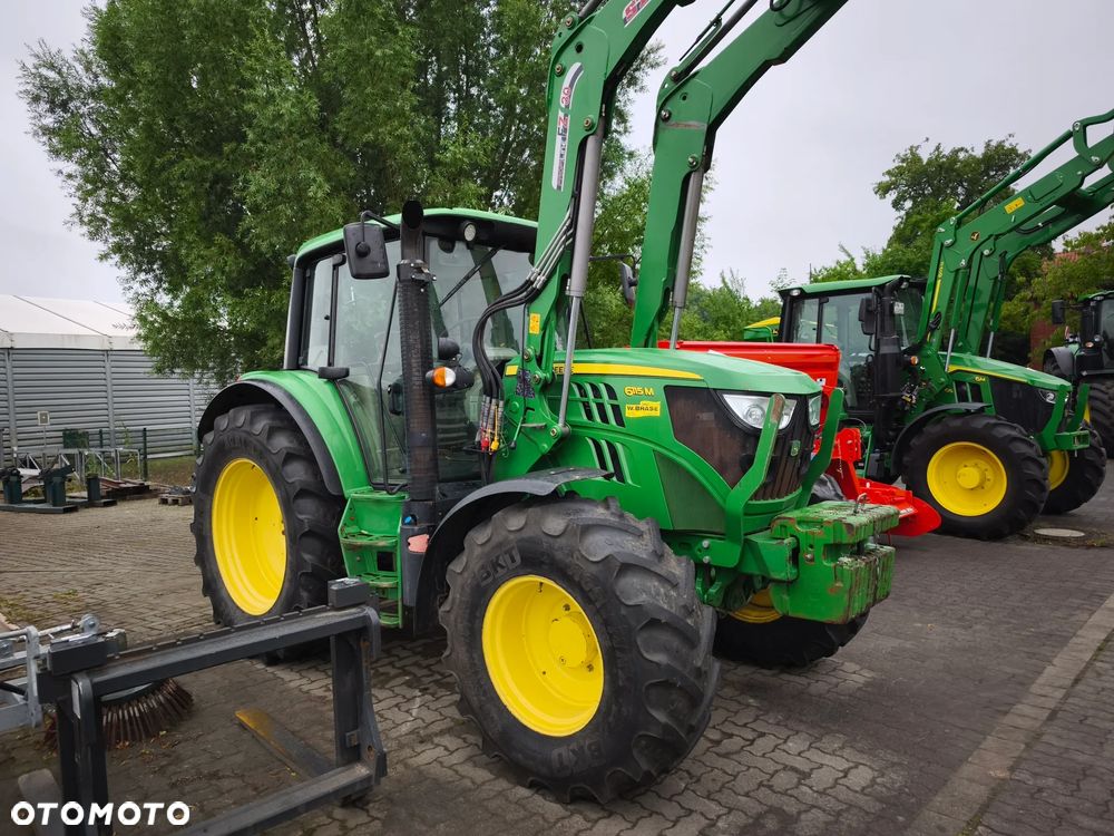 John Deere 6115M - 2