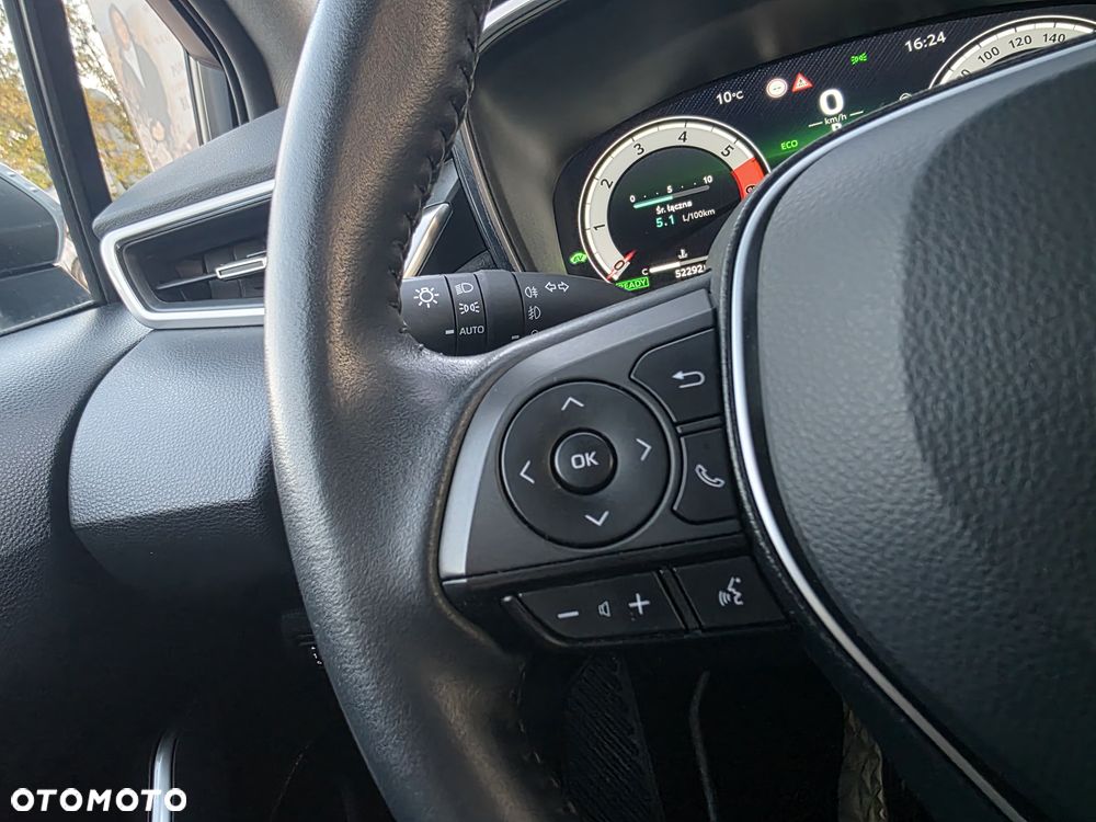 Toyota Corolla 1.8 Hybrid Style - 12