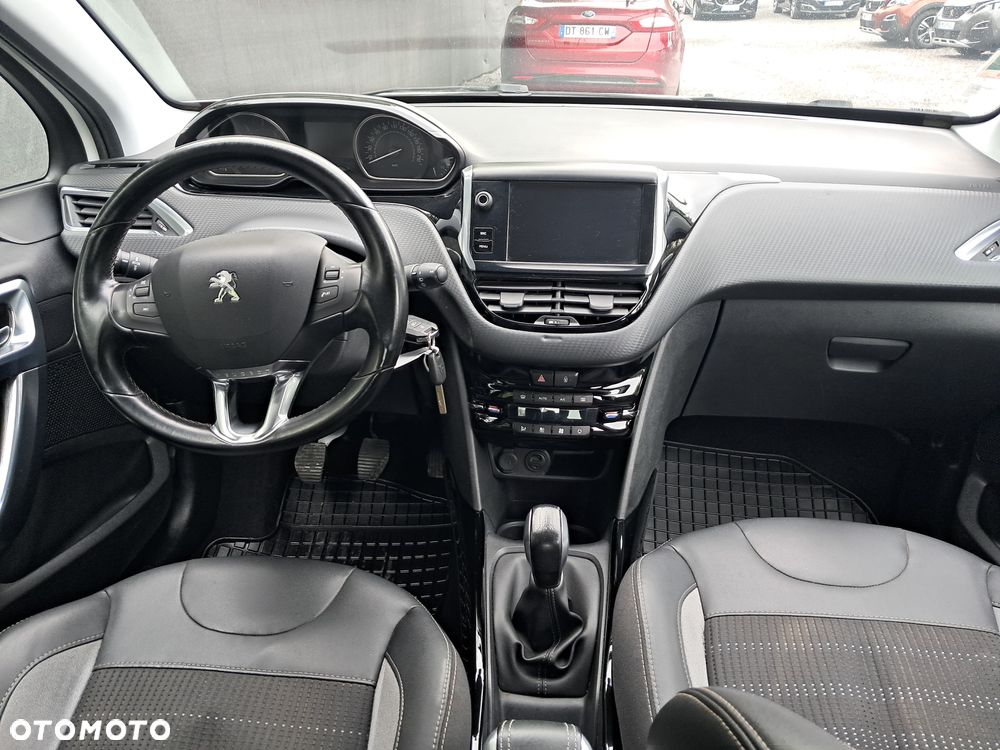 Peugeot 2008 1.6 BlueHDi Allure - 7