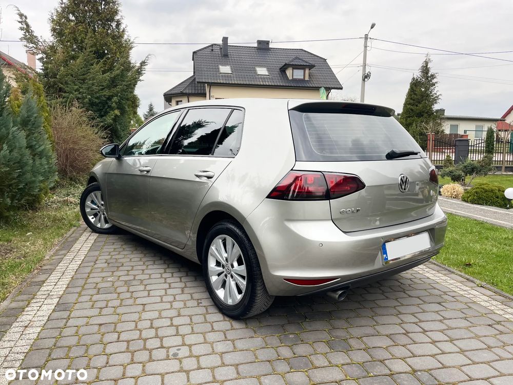 Volkswagen Golf 1.6 TDI BlueMotion Trendline - 3