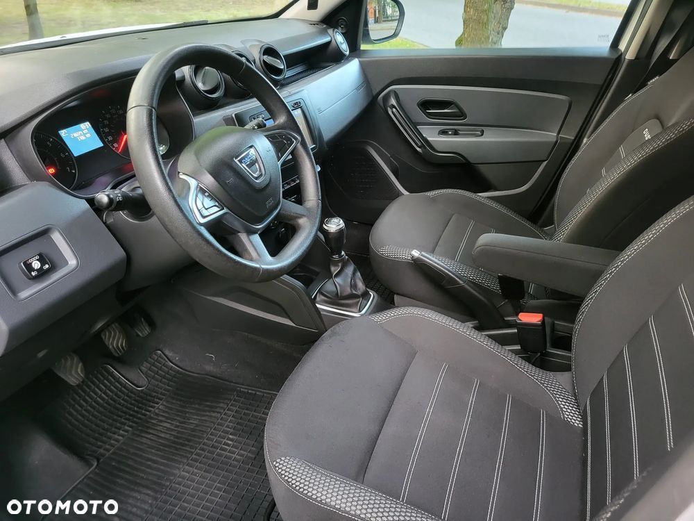 Dacia Duster 1.6 SCe Access S&S - 12