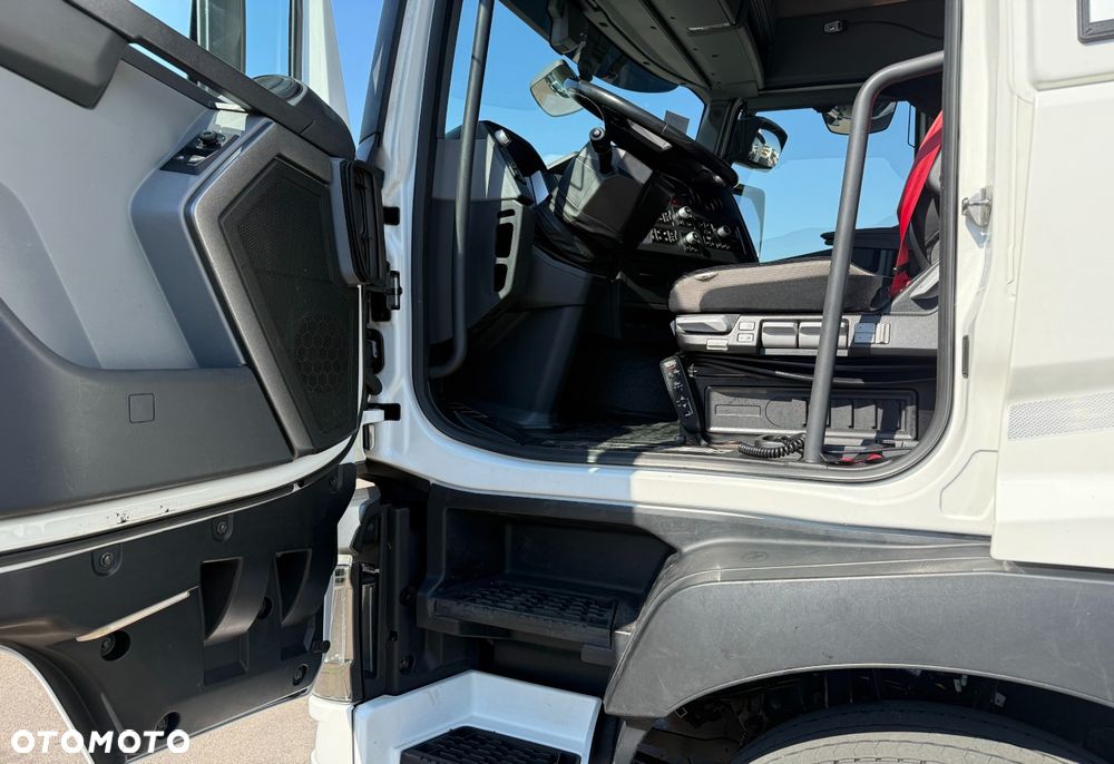 Renault T 440 / CHŁODNIA / SCHMITZ / WINDA / 6×2 /  21 EUROPALET / SYPIALKA / 3 OSIE / 13 LITROWY  SILNIK /  PRZEBIEG 270 TYŚ / ALUSY / AUTOMAT / JAK NOWA / E6 / SPROWADZONA / - 17