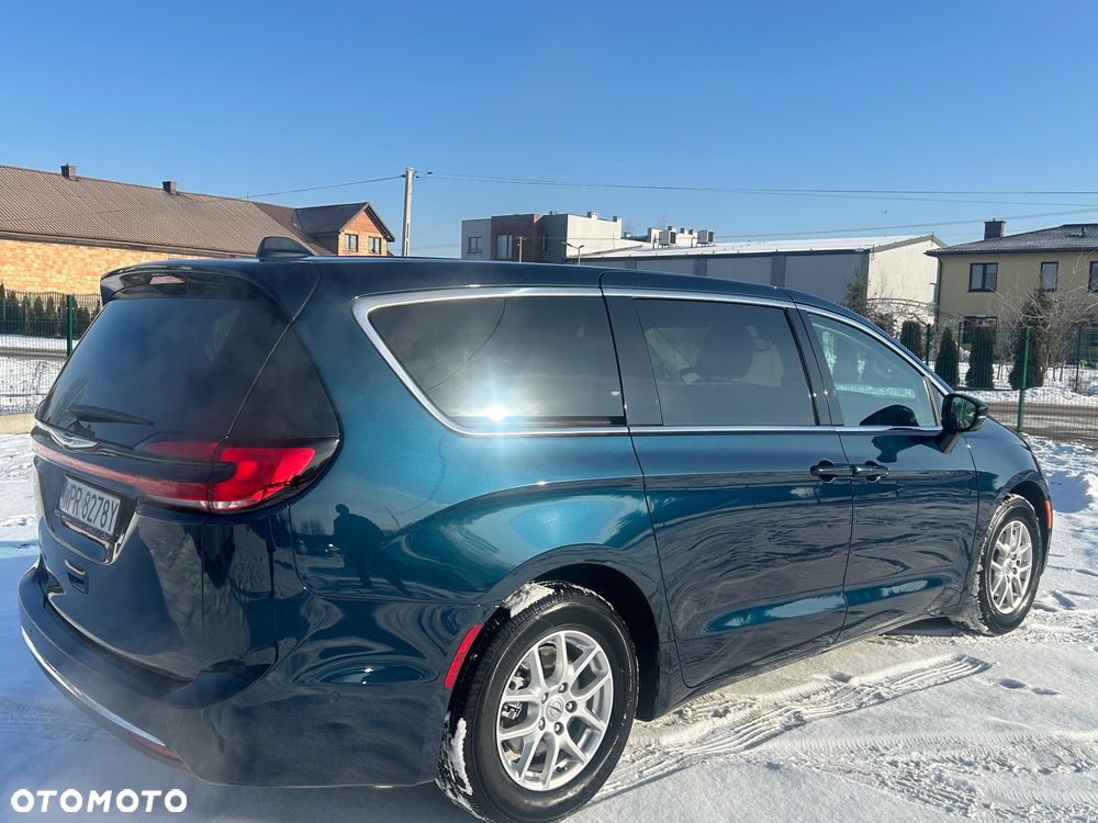Chrysler Pacifica - 6