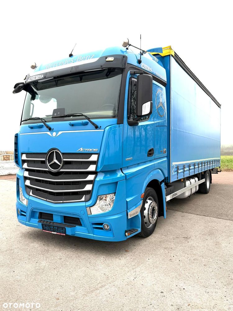 Mercedes-Benz ACTROS 1833 / FIRANKA/ WINDA / NOWY TACHOGRAF G2V2 / NOWE OPONY / 19PALET / 8TON ŁADOWNOŚCI / AUTOMAT / DUŻY SILNIK  / SYPIALKA / SERWISOWANY / 2018 / JAK NOWY  / - 16