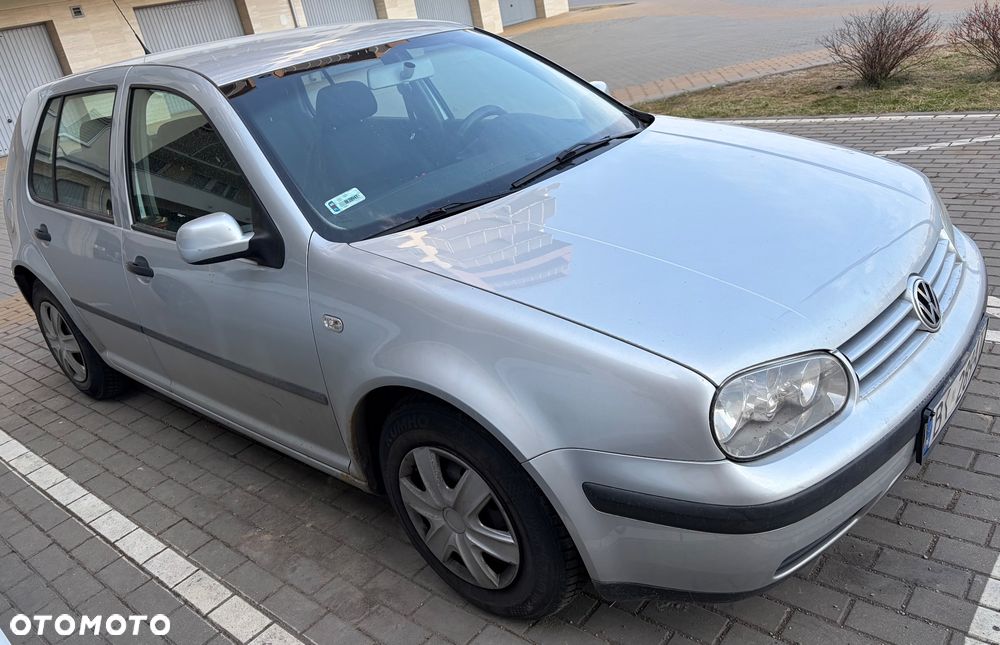 Volkswagen Golf 1.4 Basis - 2