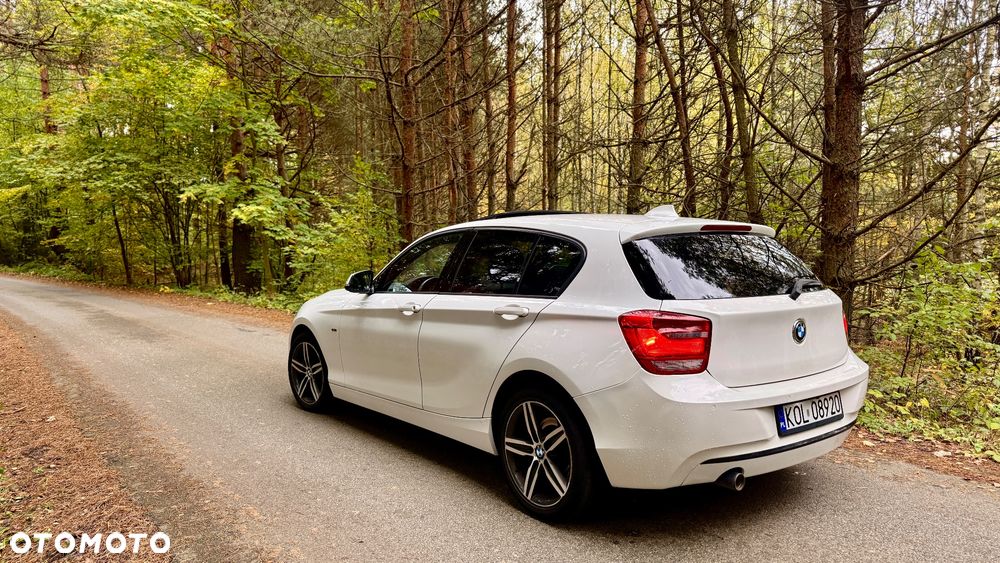 BMW Seria 1 120d Sport Line - 1