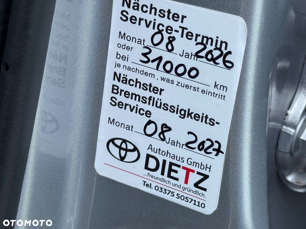 Toyota Yaris - 32