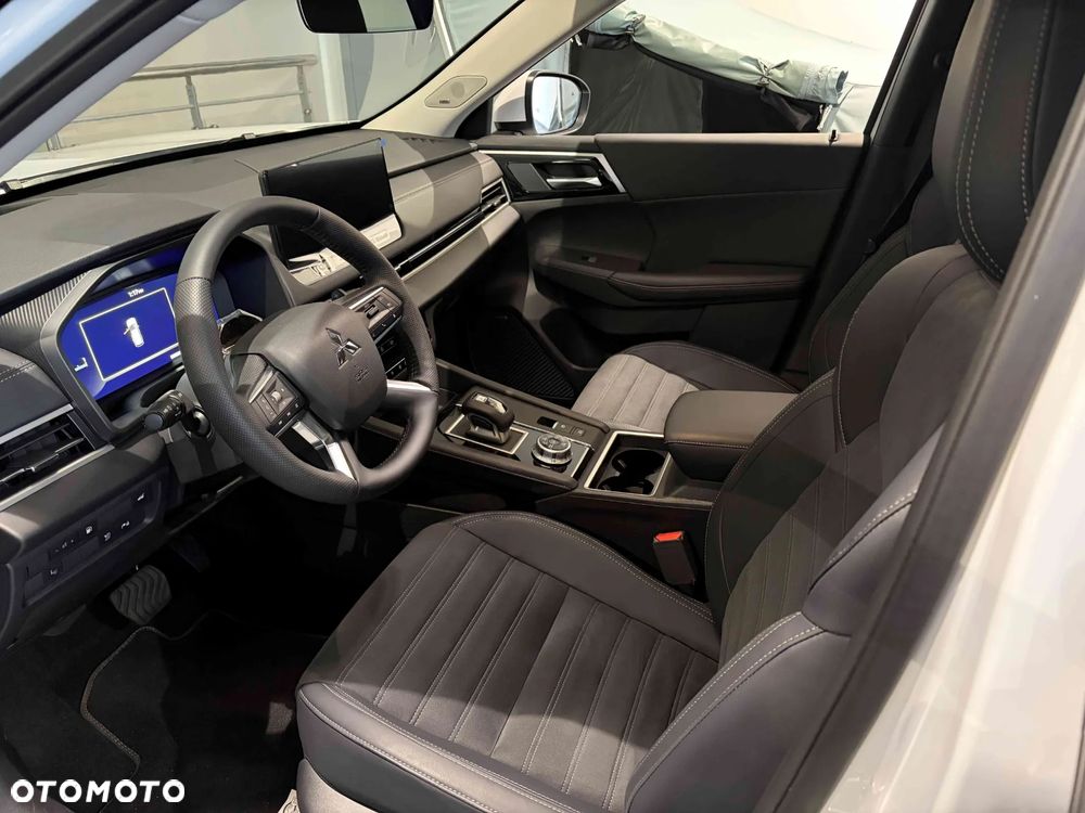 Mitsubishi Outlander Intense - 7