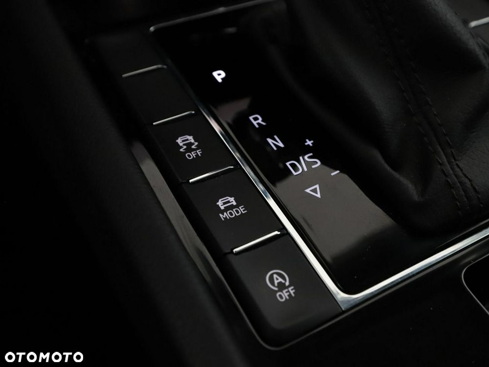 Skoda Superb 2.0 TDI 4x4 DSG Premium Edition - 34