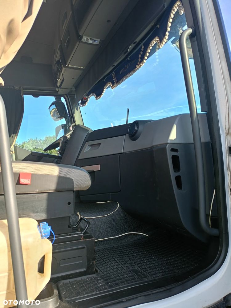 Renault T430 - 12