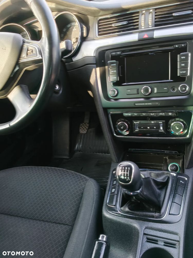 Skoda Superb 2.0 TDI Ambition Outdoor - 10