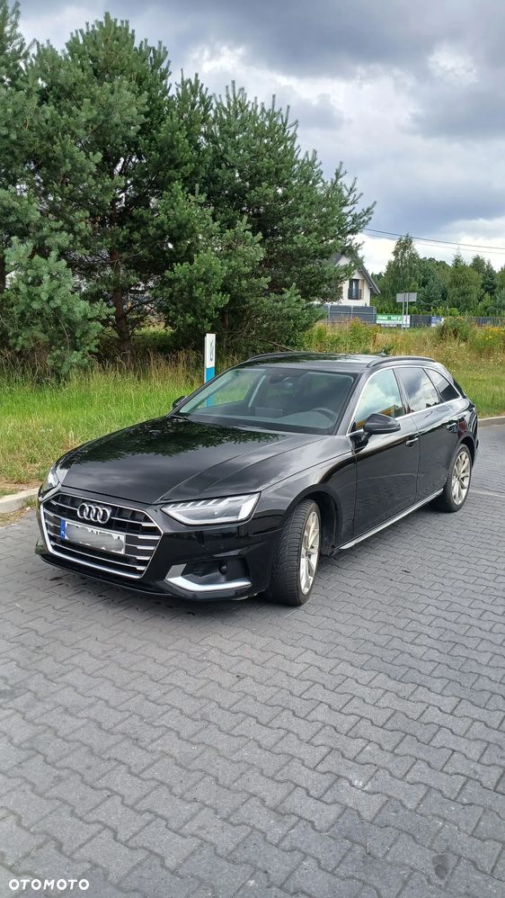 Audi A4 Avant - 1