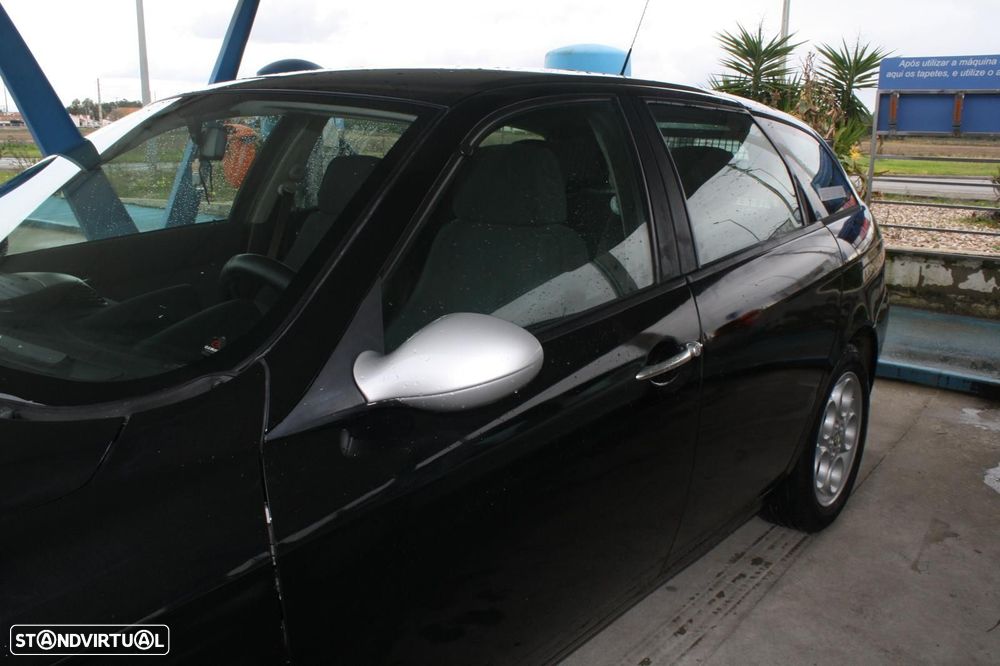Alfa Romeo 156 1.9 JTD - 7