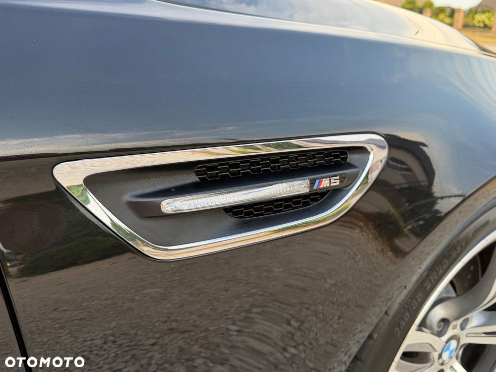 BMW M5 Standard - 13