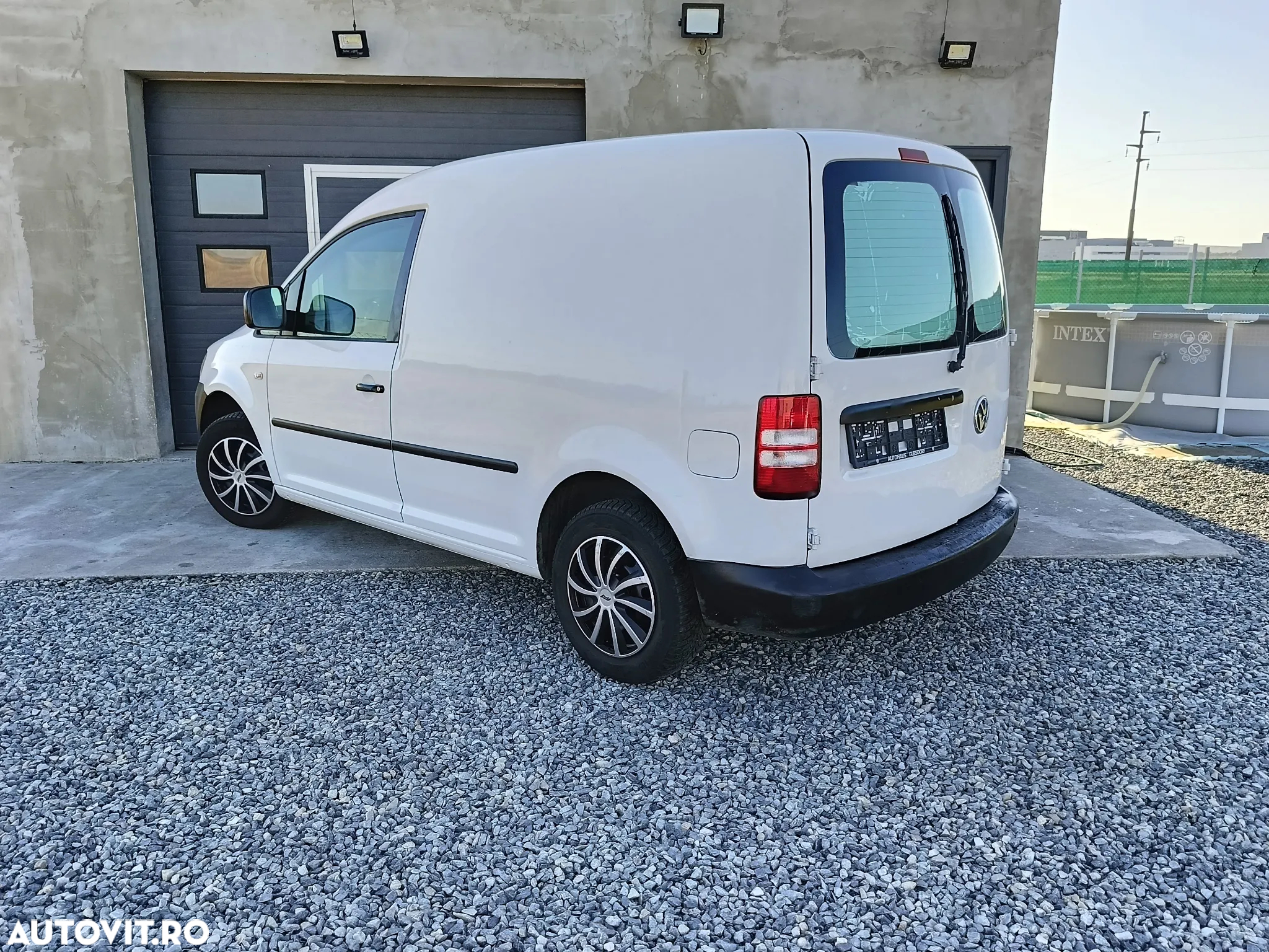 Volkswagen Caddy - 3