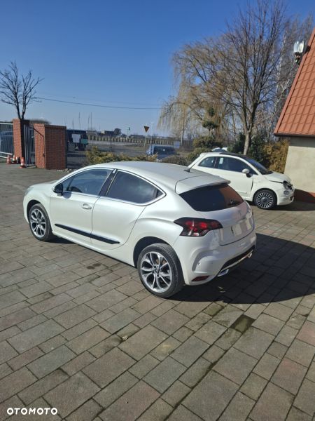 DS Automobiles DS 4 - 6