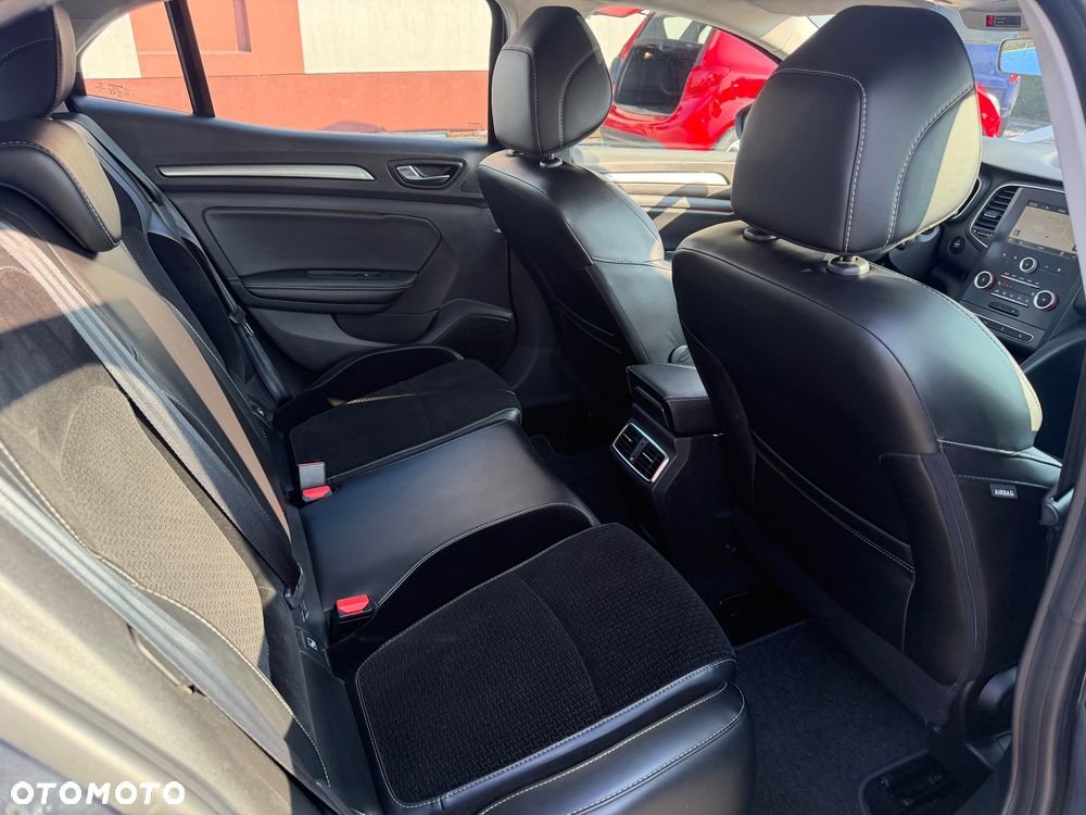 Renault Megane ENERGY TCe 130 LIMITED - 22
