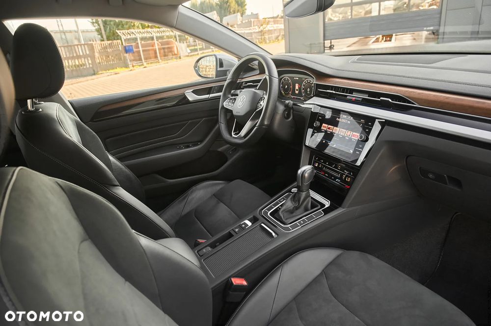 Volkswagen Arteon 2.0 TDI Elegance DSG - 31
