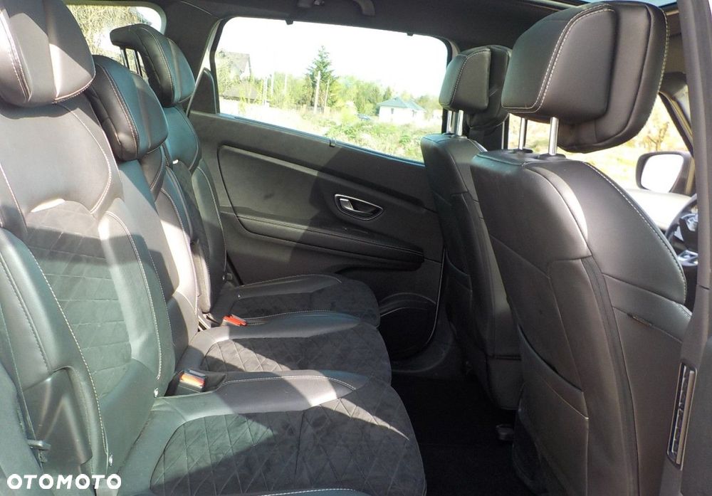 Renault Grand Scenic - 18