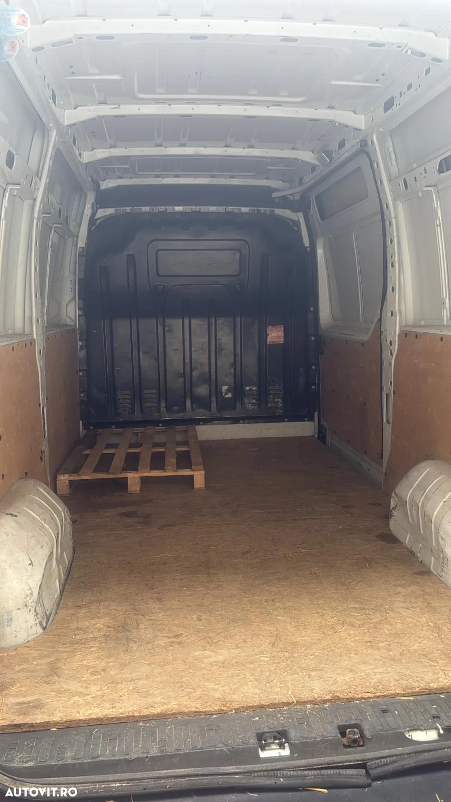 Renault Master 2.3 dCi 125 Furgon cabina Dubla 3,5t L3H2 6+1 9 m3 Confort - 8