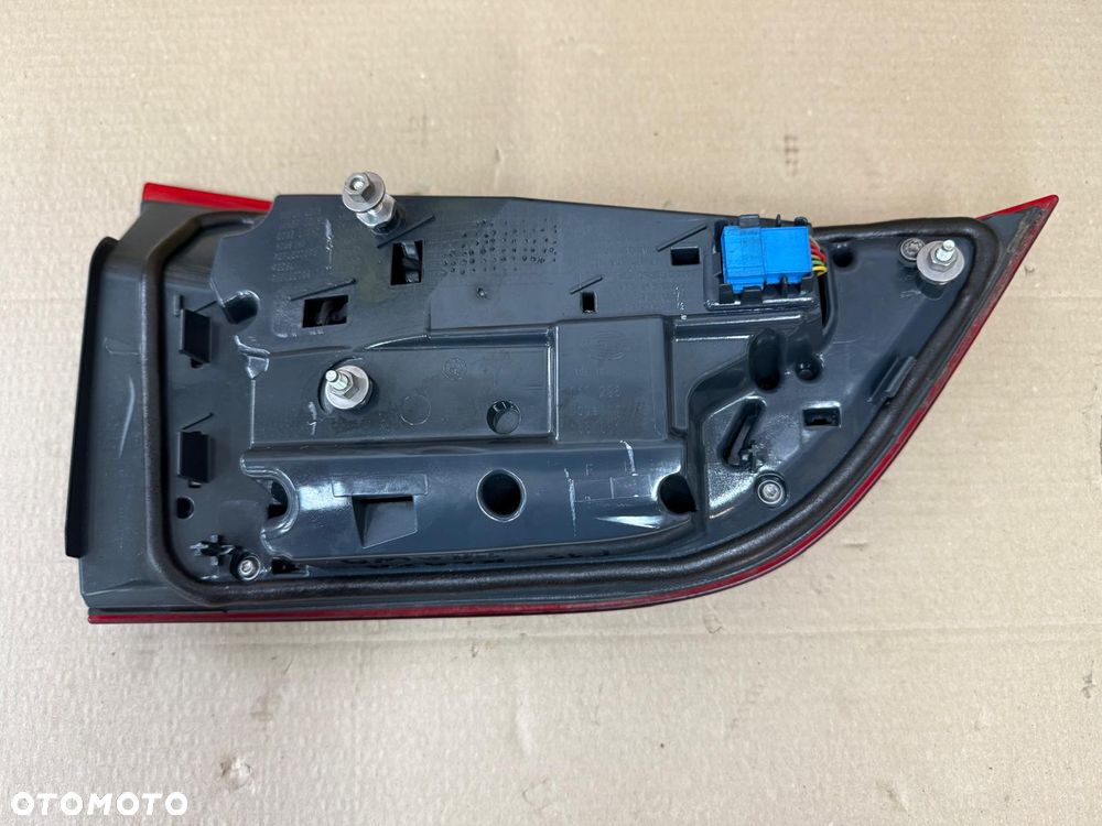 BMW X5 F15 M PAKIET 13-18 LAMPA PRAWA TYŁ W KLAPĘ 7470888 - 3