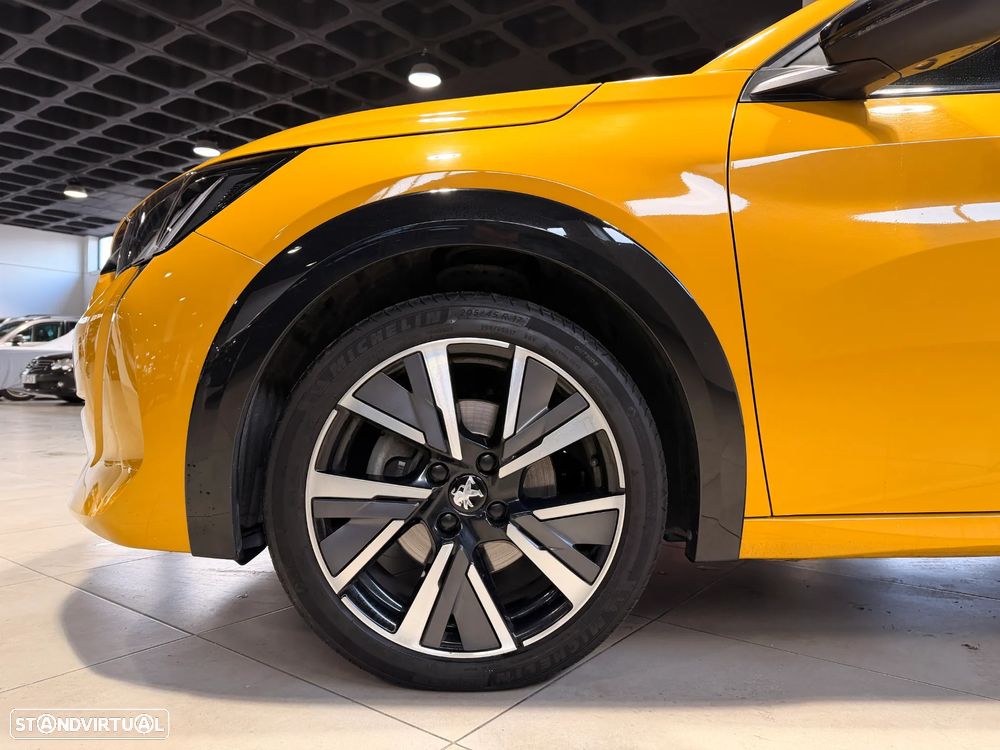 Peugeot 208 1.2 PureTech GT Line EAT8 - 7