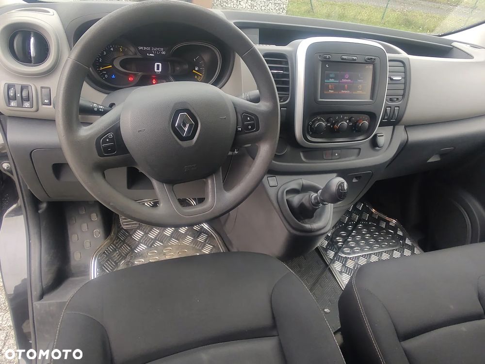 Renault Trafic - 13