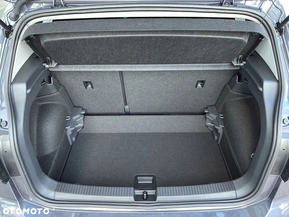 Volkswagen T-Cross - 17