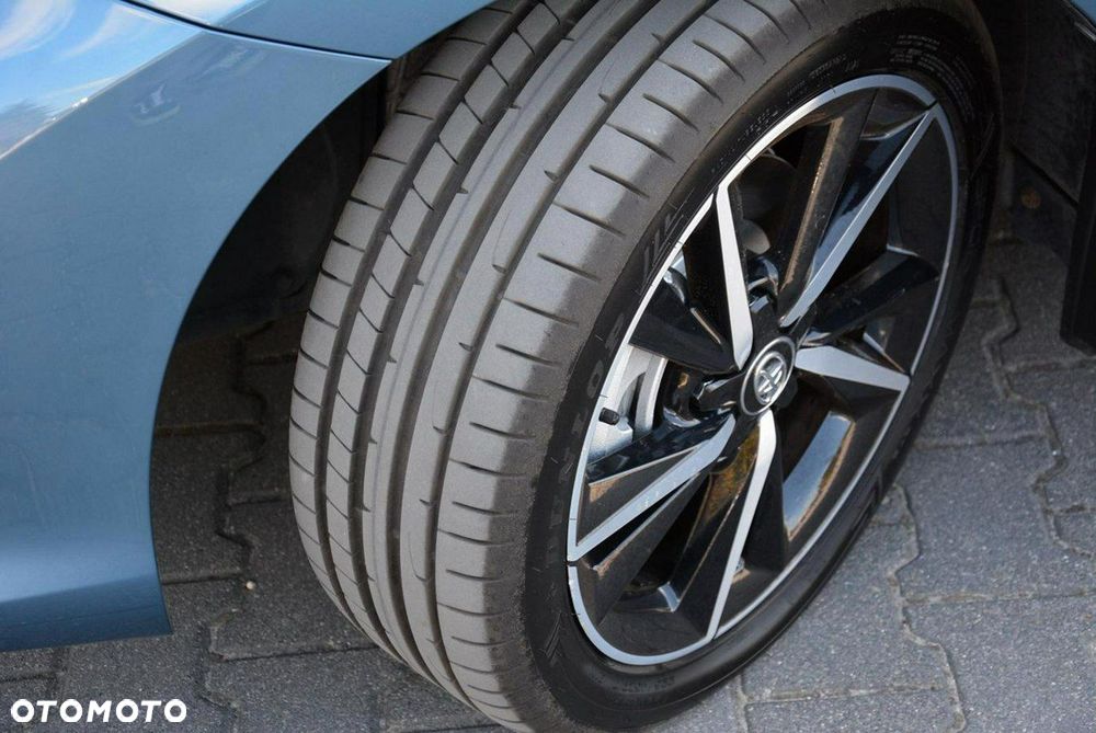 Toyota Auris Hybrid 135 Premium - 37