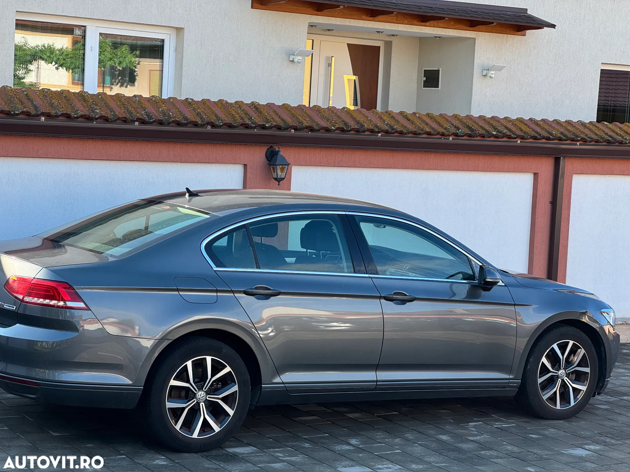 Volkswagen Passat - 7