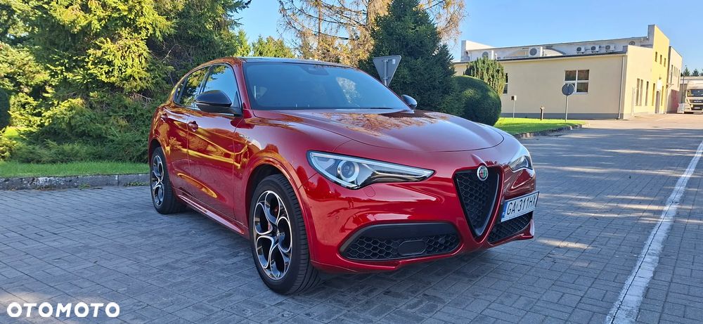 Alfa Romeo Stelvio - 2