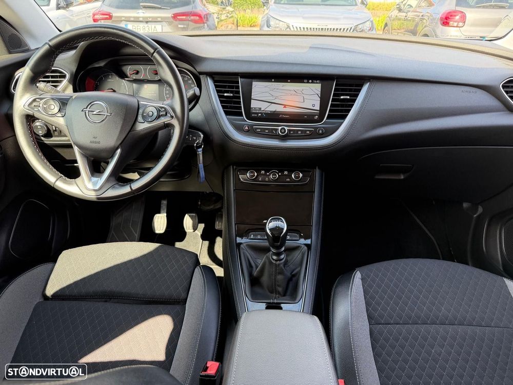 Opel Grandland X 1.2 T Innovation - 12