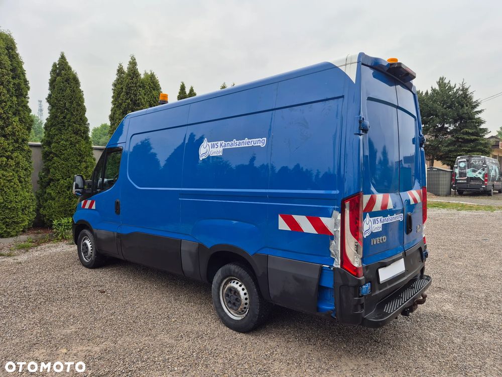 Iveco DAILY 35s18 L3H2 - 4