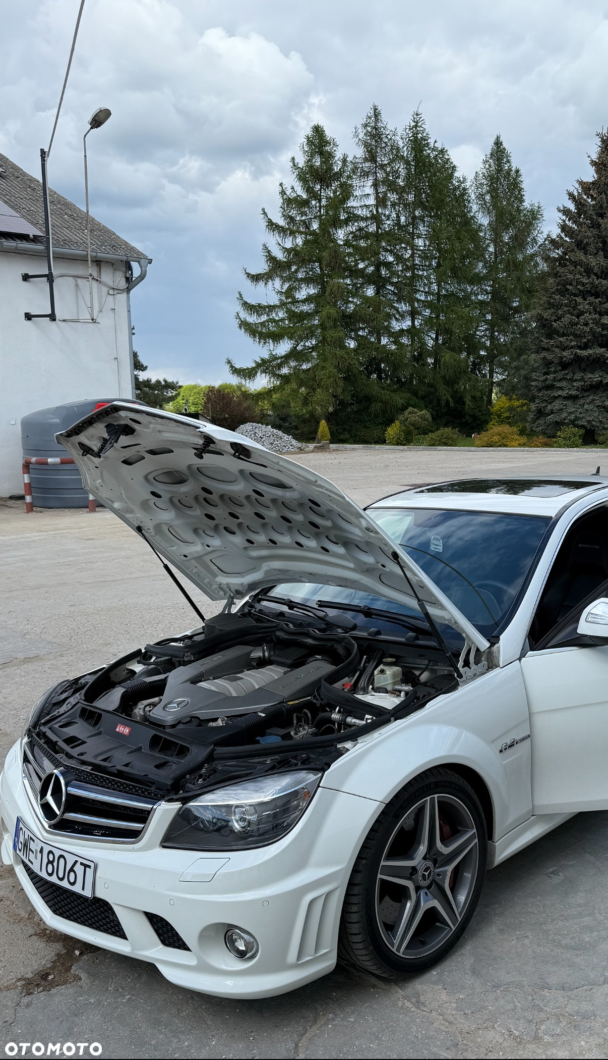 Mercedes-Benz Klasa C 63 AMG - 11