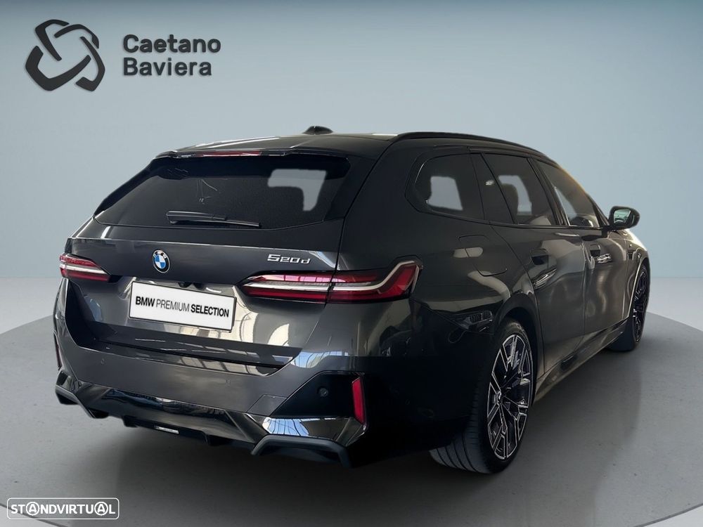 BMW 520 d Pack Desportivo M - 7