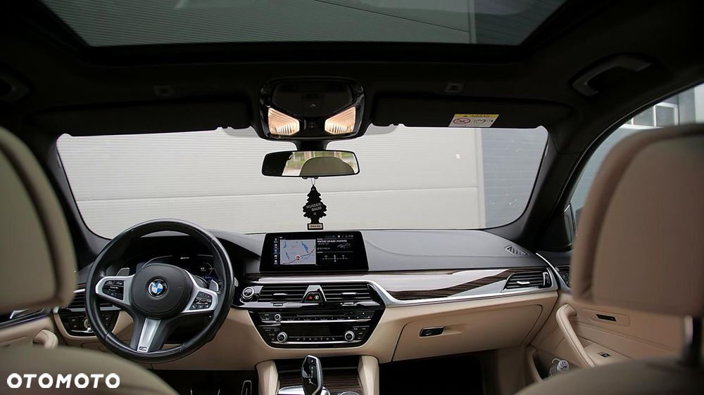 BMW Seria 5 530e iPerformance Sport - 16